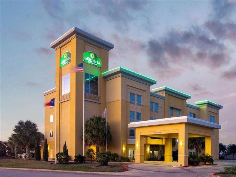 La Quinta By Wyndham Pearsall Exterior foto